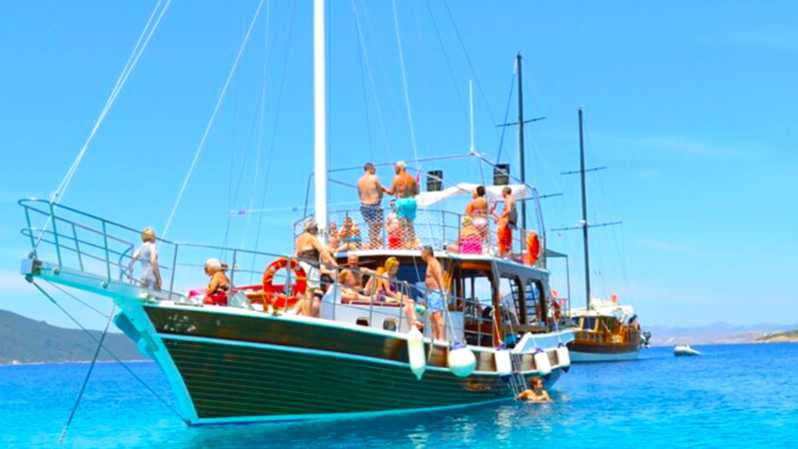 Bodrum Cleopatra & Orak Island Mix Tour by Boat - Dining Experience