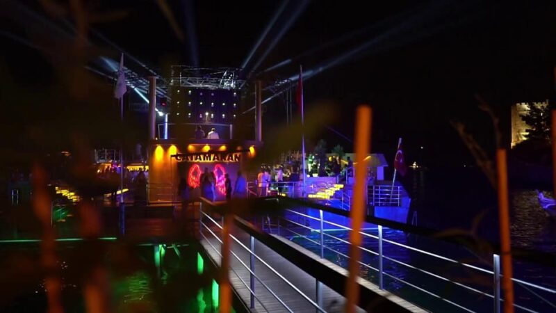 Bodrum: Club Catamaran Entry Ticket - Transportation and Amenities