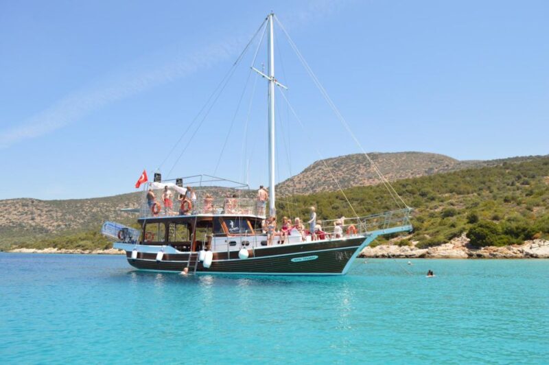 Bodrum: Orak or Black Island Boat Tour With Lunch - Inclusions