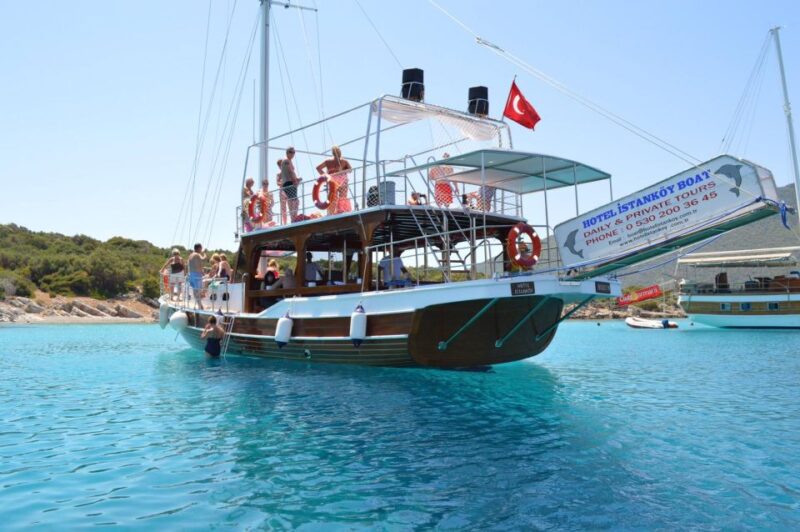 Bodrum: Orak or Black Island Boat Tour With Lunch - Boat Tour Duration and Language