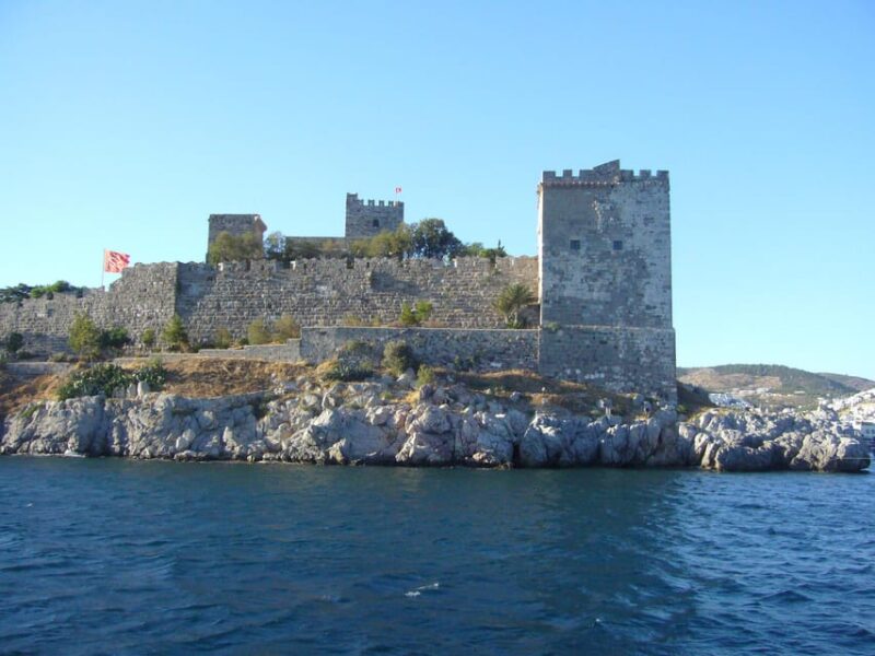 Bodrum: Pirate Boat Trip With Lunch and Swim Stops - Onboard Experience