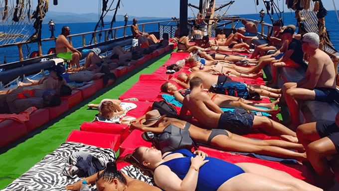 Bodrum: Pirate Boat Trip With Lunch - Customer Reviews