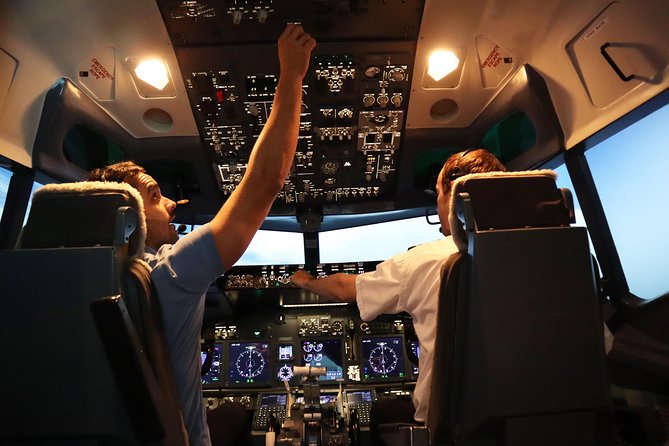 Boeing 737 Simulation - 60 Minutes - Getting to the Venue