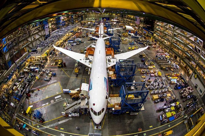 Boeing Factory Tour With Guided Transport From Seattle - Exploring the Boeing Factory and Aviation Center