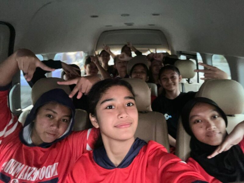 Bogor : Private Car Charter With Driver in Group by Van - Vehicle and Capacity
