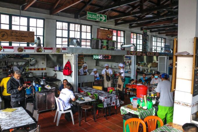 Bogota 4-Hour Gastronomic Wonders Tour - Casual Wear Recommendation