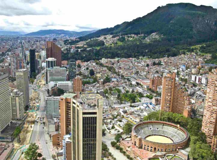 Bogota 6 Hours Private Transport With Driver - Key Points