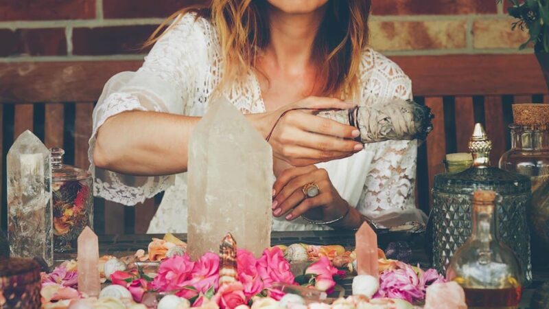 Bogotá: Blissful Healing Experience With Flowers and Massage - Key Points
