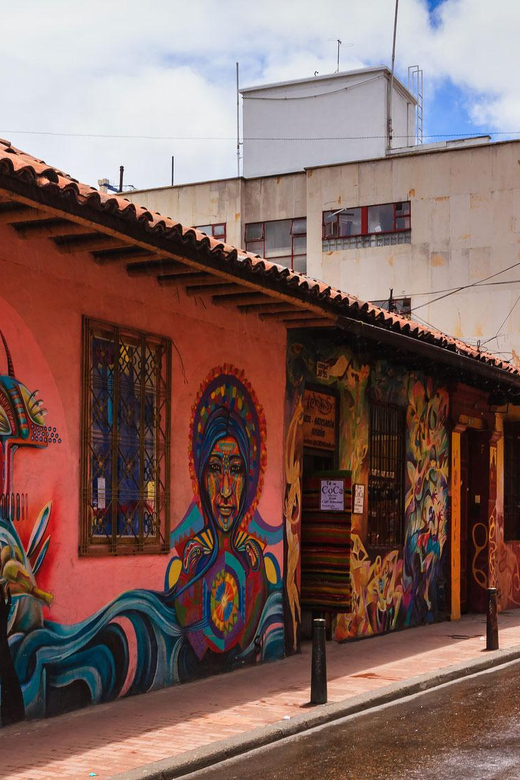 BOGOTA CANDELARIA AND MONSERRATE TOUR - Inclusions and Exclusions