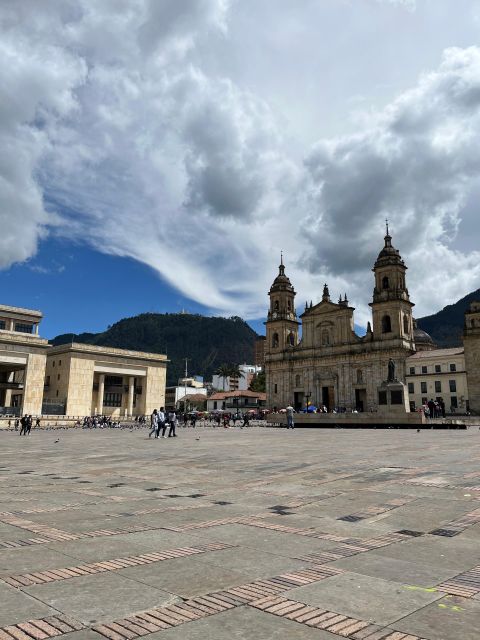 Bogotá: Candelaria Tour With Cacao and Coffee Workshop - Meeting Point and Requirements
