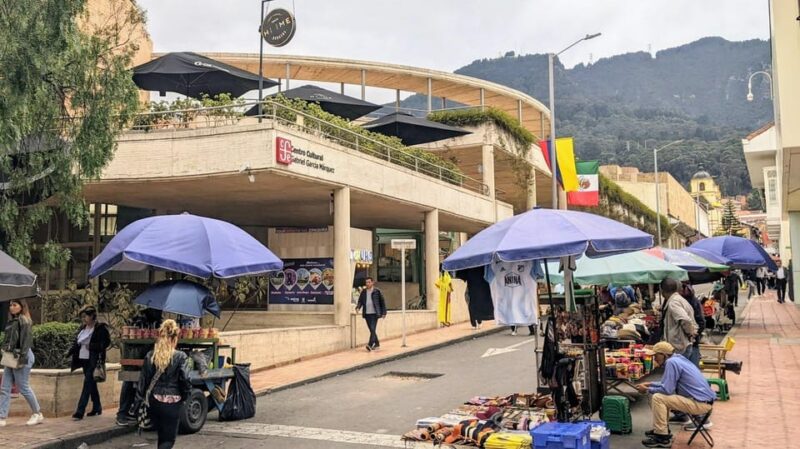 Bogotá: City Centre & Old Town La Candelaria Selfguided Walk - Tour Accessibility