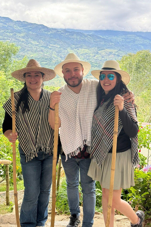Bogota: Coffee Farmer for a Day With Lunch - Inclusions