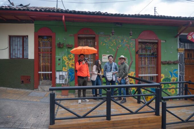 Bogota: Guided Street Food Tour With 10+ Tastings - Customer Feedback