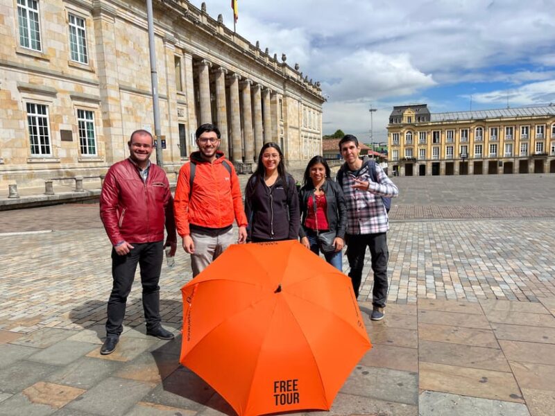 Bogotá: Historic Center and Graffiti Shared Walking Tour - Customer Feedback and Ratings