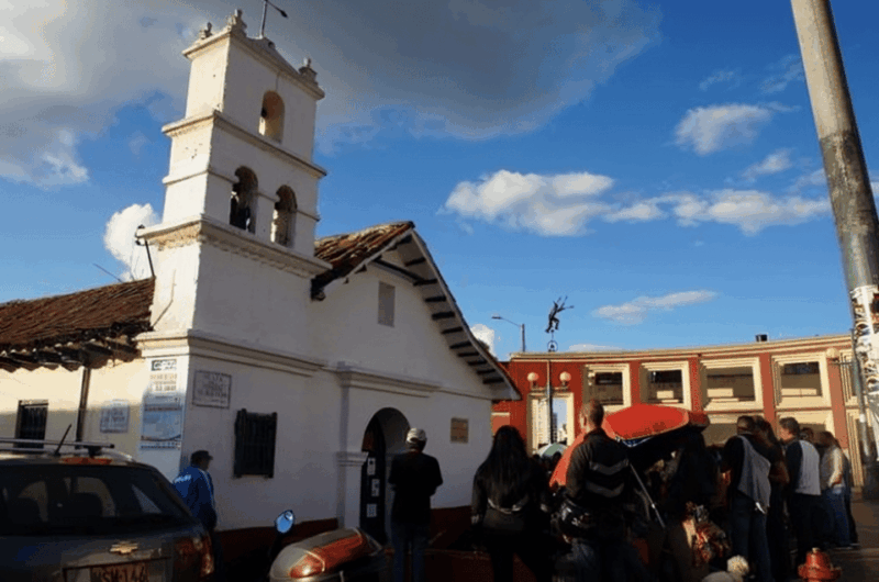 Bogota : Must-See Sites Walking Tour With a Guide - Included in the Tour