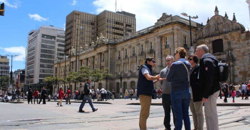 Bogotá: Private Candelaria Walking Tour and Gold Museum - Highlights and Experience