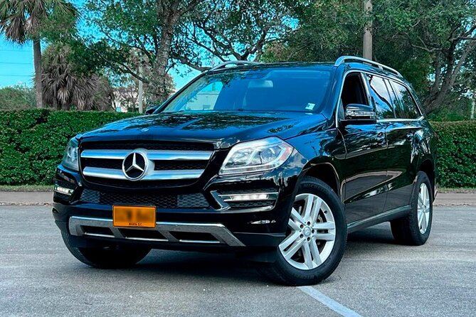 Bogotá Private Luxury Transfer - Airport Pick Up or Drop Off - SUV Mercedes Benz - Vehicle Details