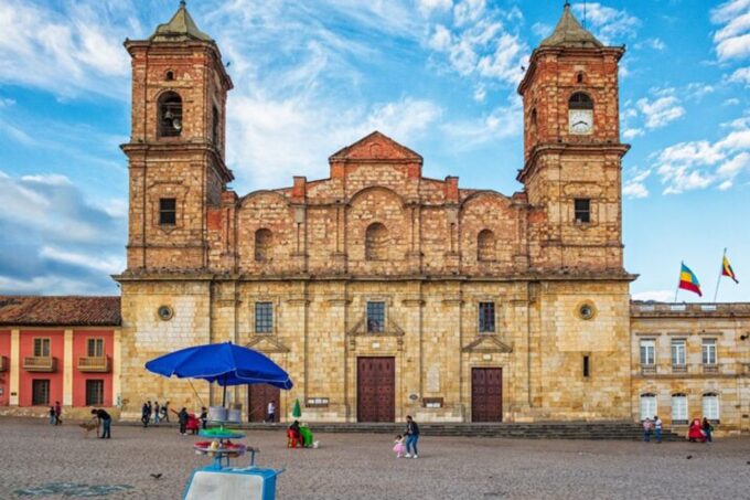Bogotá: Salt Cathedral of Zipaquira Private Tour With Pickup - Pickup and Drop-off