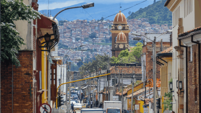 BOGOTA: TOUR OF MONSERRATE, BOTERO, GOLD PLAZA DE BOLIVAR AND CHORRO QUEVEDO - La Candelaria