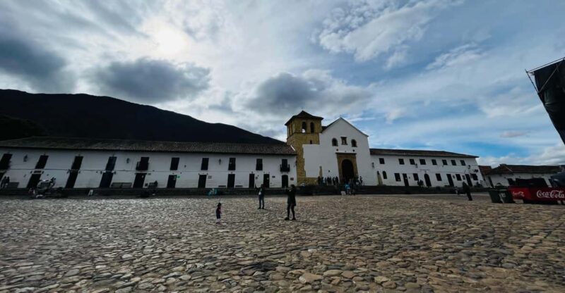 Bogota: Tour of Villa De Leyva, Ráquira, Pozos Azules, and Puente De Boyacá - Itinerary Details