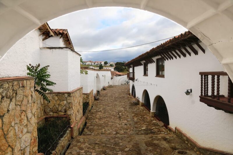 Bogota: Tour to Guatavita Lagoon, Its Village and Casa Loca - Panoramic Views of Guatavita Lagoon