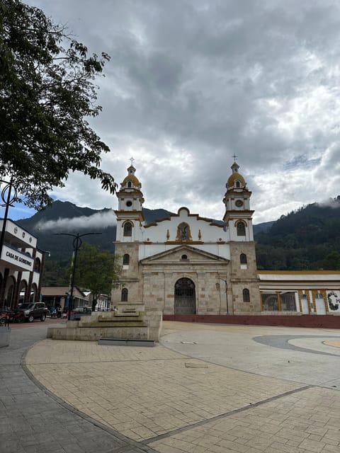 Bogotá: Visit Colombia's Highest Waterfalls & Guadalupe Hill - Return to Bogotá