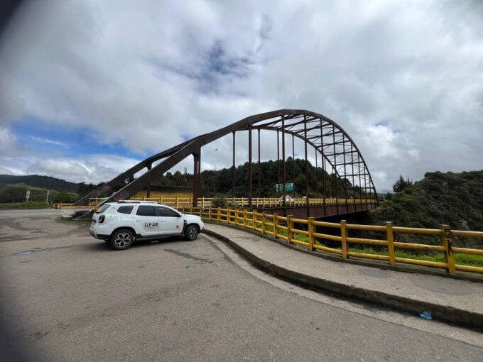 Bogota: Visit to the Salt Cathedral, Villa De Leyva, and Ráquira in One Day - Important Tour Details