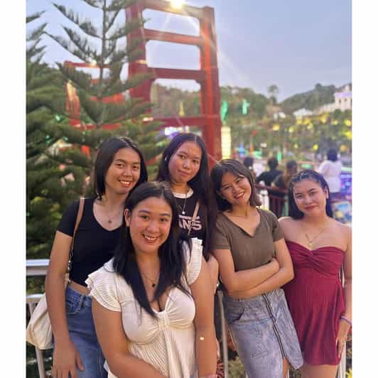 Bohol: Bohollywood Sikatuna - Language Options and Group Size