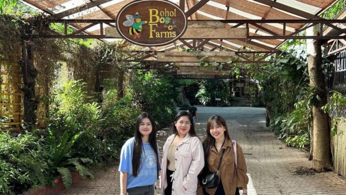Bohol-Panglao Tour: Dream Travel Destination in Bohol - Bohol Bee Farm Exploration