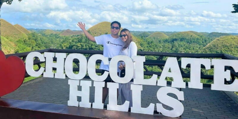 Bohol Private Tour: Chocolate Hills, Tarsiers & Loboc River - Key Points