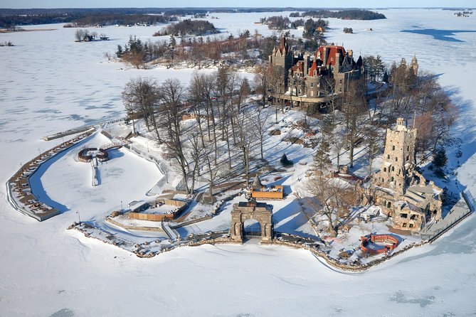 Boldt Castle and Thousand Islands Helicopter Tour - Helicopter Capacity and Weight Limit