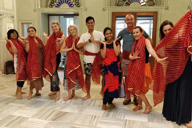 Bollywood Dance Class - Groove and Shake on Hindi Movie Hits ! - Memorable Experiences and Takeaways