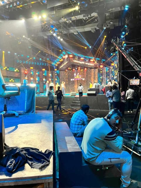 Bollywood Insider Tour With Dance - Experience Highlights