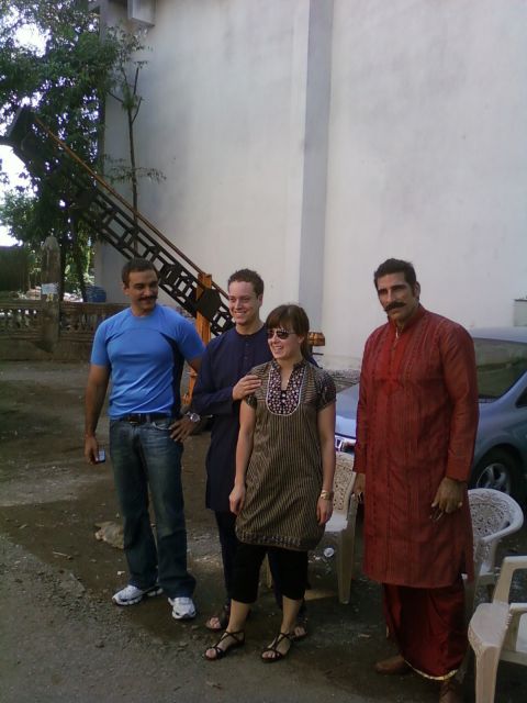 Bollywood Tour With Dance Show - Transportation and Logistics