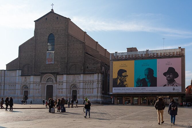 Bologna: a Self-Guided Audio Tour From Porta Galliera to Le Tre Frecce - Navigating the Tour
