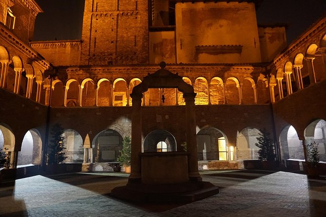 Bologna By Night Walking Tour - Meeting and Pickup