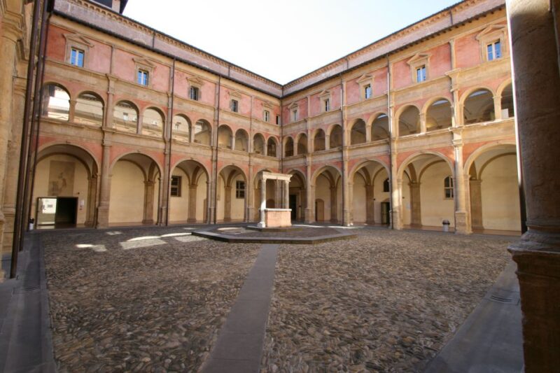 Bologna: Churches and Cathedrals Walking Tour - Customer Reviews