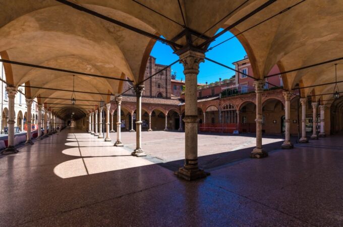 Bologna: Churches and Cathedrals Walking Tour - Architectural Styles