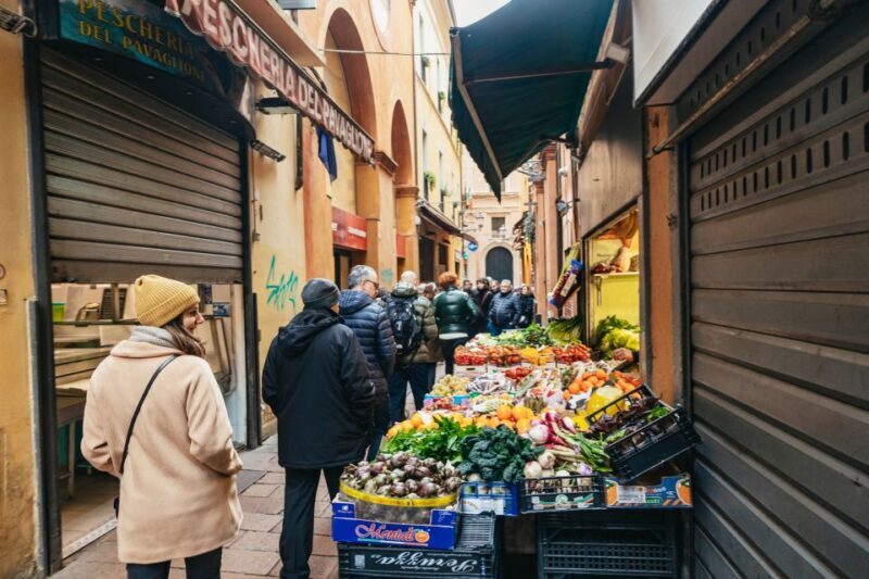 Bologna: City Center Walking Tour - Experience and Insights