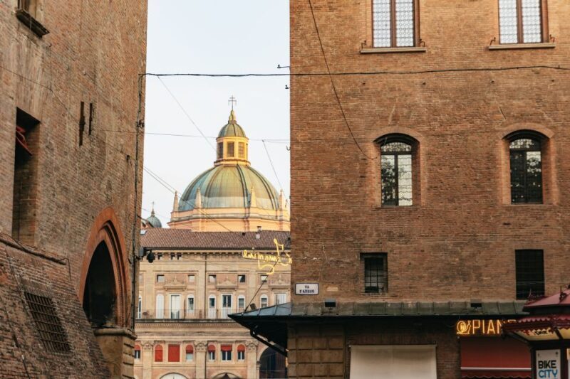 Bologna: City Center Walking Tour - What to Expect