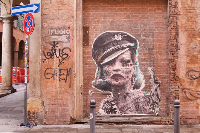 Bologna Custom Private Tours by Locals, Off-the-Beaten-Path - Meeting Point Information