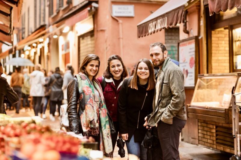 Bologna: Eat and Drink Like a Local Food Tour - Experience Highlights