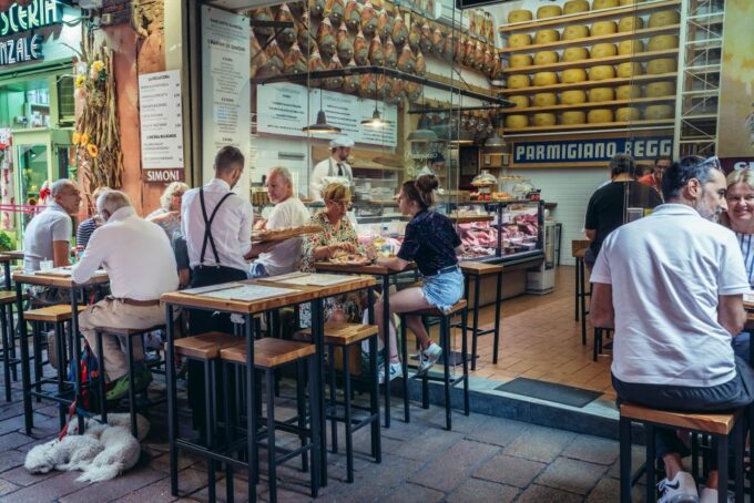 Bologna: Guided Traditional Food Tour - Food and Drink Offerings
