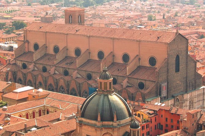 Bologna Highlights Private Tour With a Local Guide - Key Attractions Covered