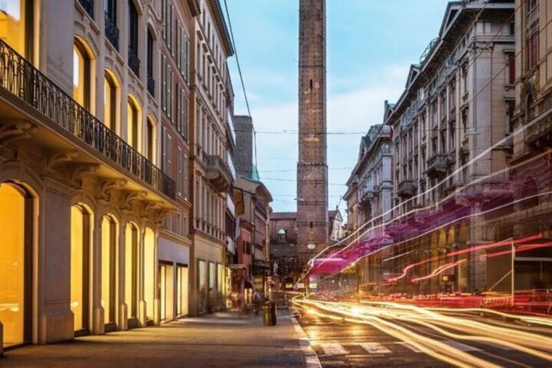 Bologna : Historic Center Walking Tour - Tour Highlights