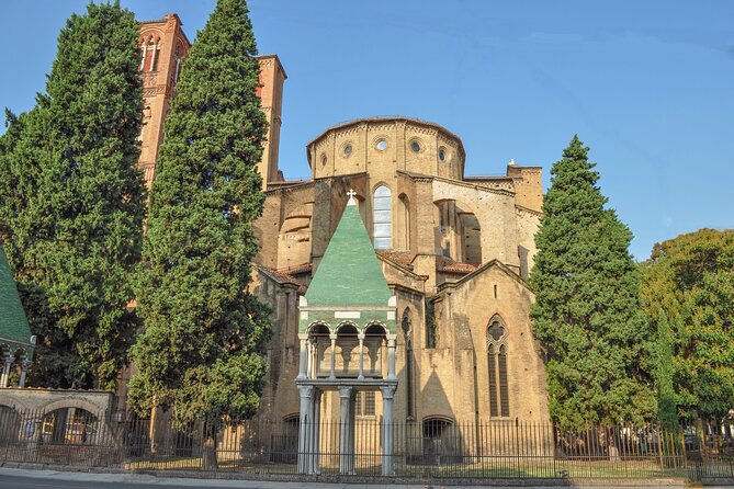 Bologna in 1 Day - Walking Tour - Audioguide in 7 Languages - Included Features