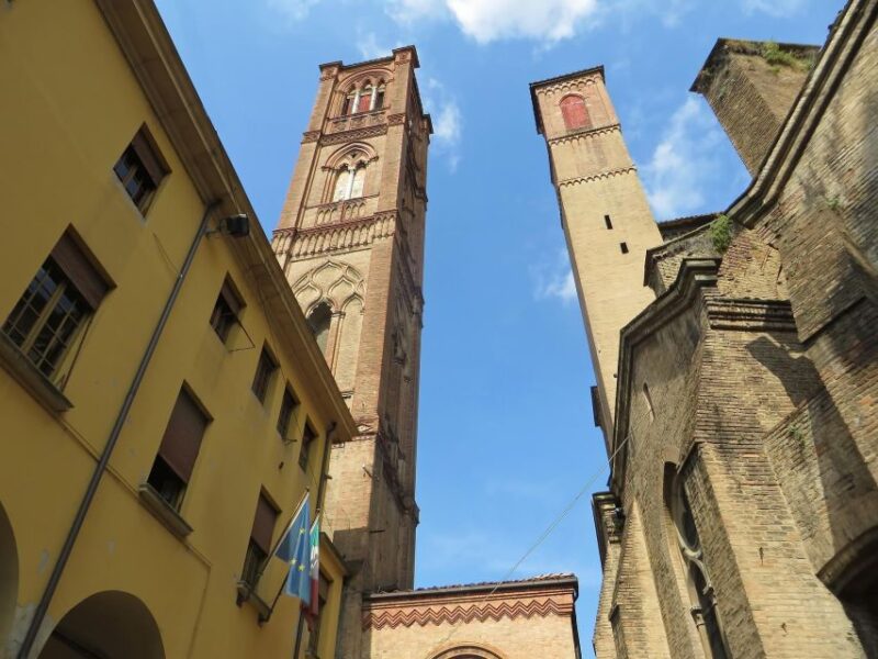 Bologna - Old Town Private Historic Walking Tour - Cultural Experience