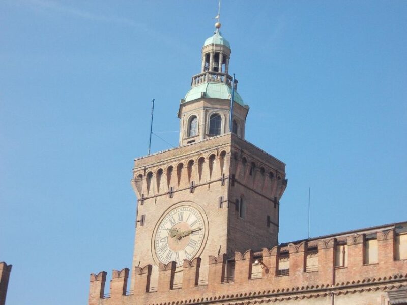 Bologna - Old Town Private Historic Walking Tour - Meeting Point