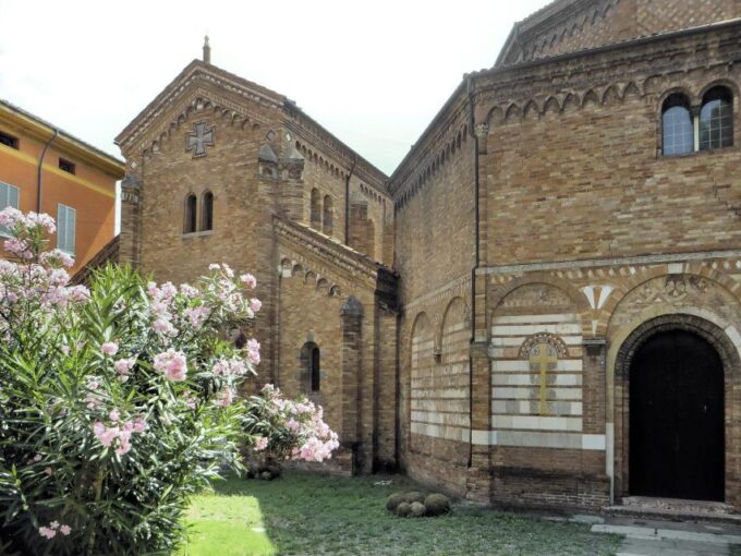 Bologna - Old Town Private Historic Walking Tour - Cancellation Policy