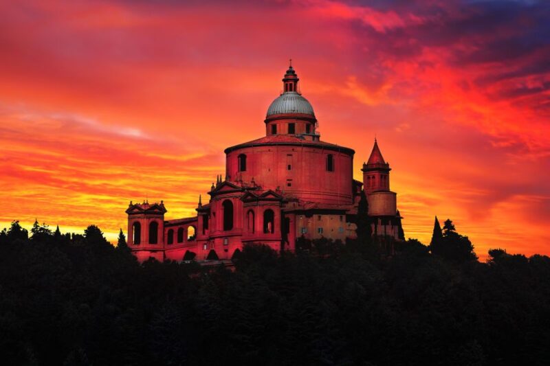 Bologna: Porticoes and Basilica San Luca Guided Tour - Tour Highlights